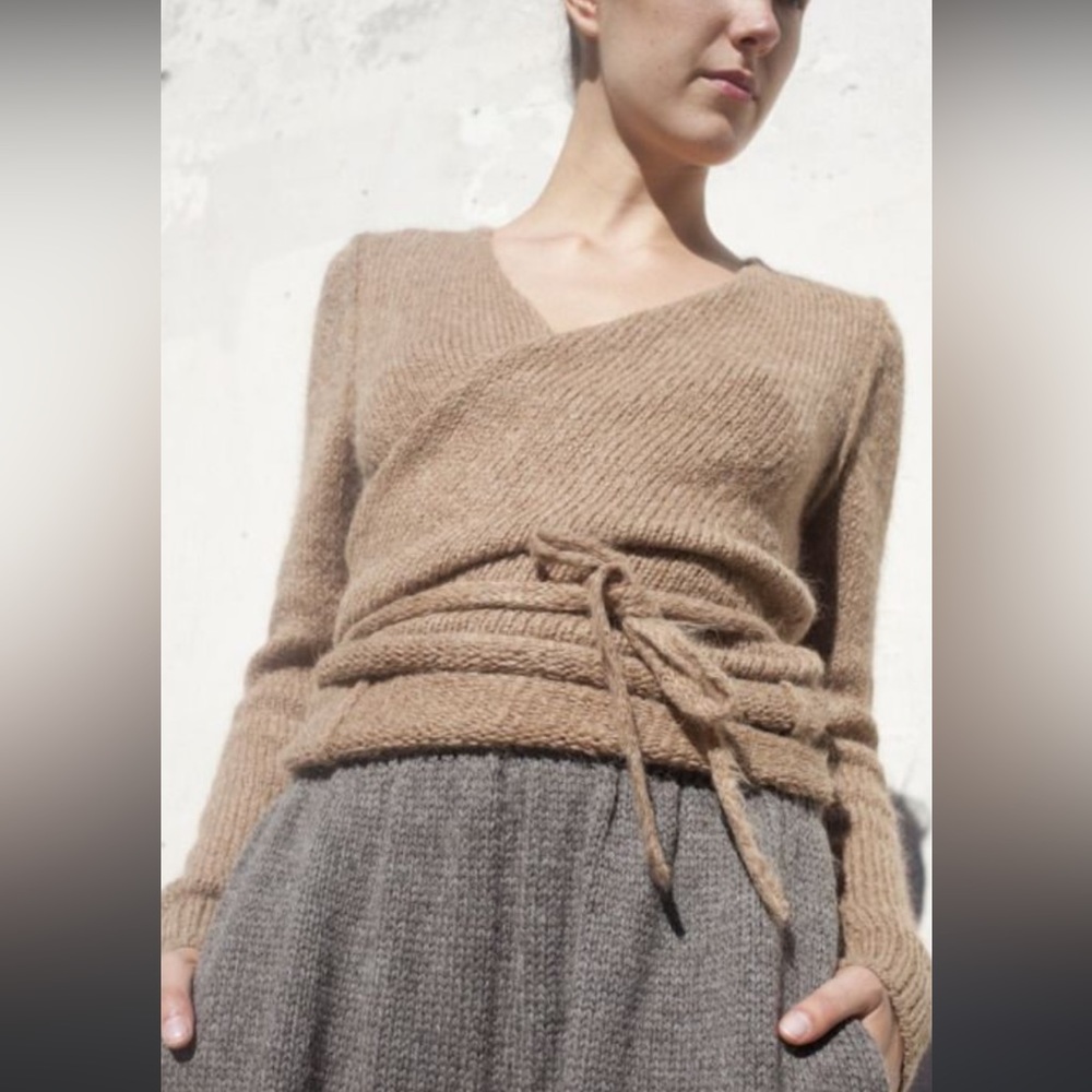 COPY - A Détacher Tiara Alpaca Wrap Sweater in Navy SZ S